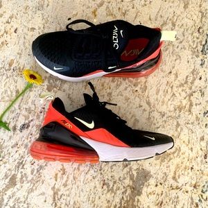 Gorgeous like new Nike Air Max 270 Women’s sneakers size 6.5.